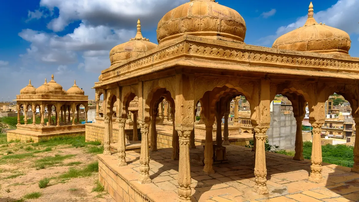 Nathmal Ki Haveli- Popular Tourist Attractions in Jaisalmer